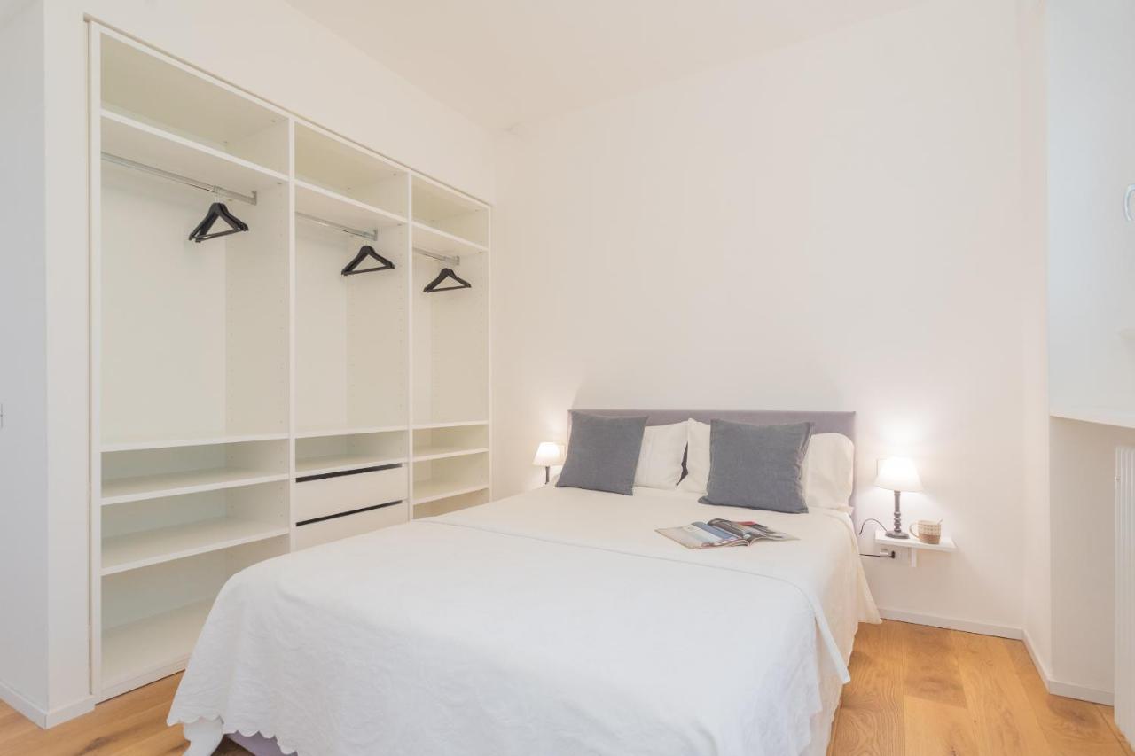 A Step From The Lake Apartment By Rent All Комо Екстериор снимка